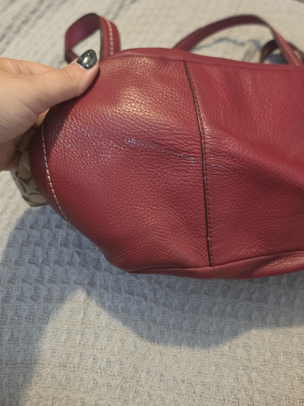 Coach Park Signature Carrie Tote Beige With Burgundy Trim - Picture 11 of 12